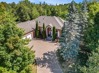 5 Countryside Grn, Ottawa, ON K2R1B5