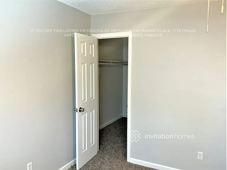 12191 Niagara Ct — Photo 8