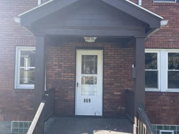 869 Vankirk St, Clairton, PA 15025