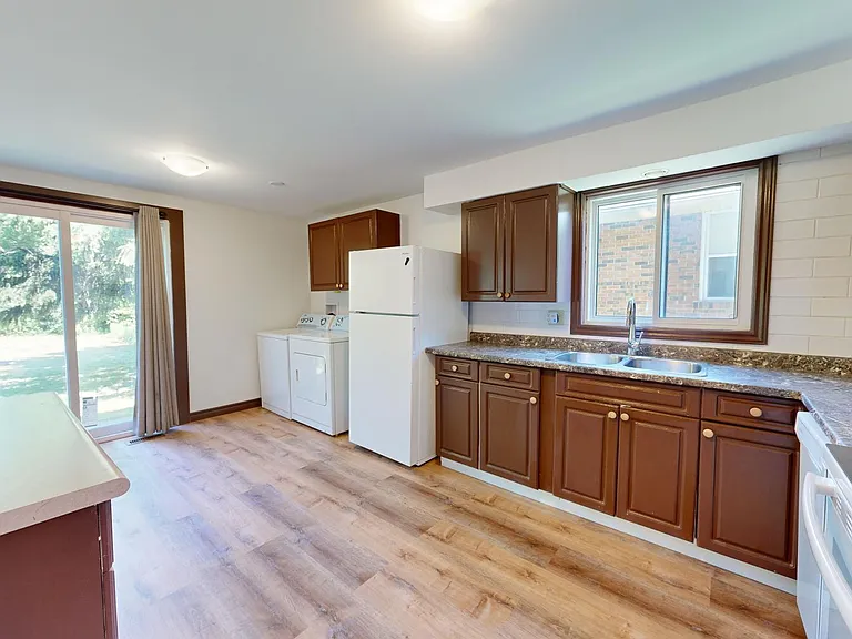 260 Taylor St — Photo 10