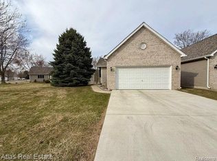 9193 Emily Dr, Davison, MI