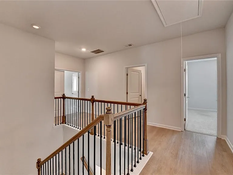 7410 Ansley View Ln — Photo 72