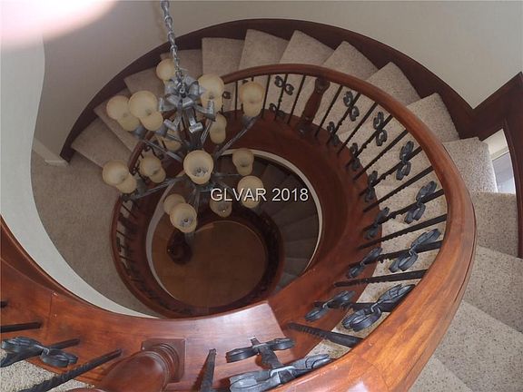4th image of 8490 Via De Bellasidra Ct