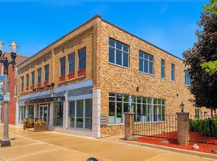 1116 S Washington Ave APT 2, Lansing, MI 48910