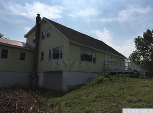 91 Sharps Landing Rd, Germantown, NY 12526