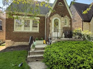 (Undisclosed Address), Chicago, IL 60630