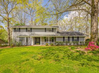 6509 Lake Shadows Cir, Hixson, TN 37343