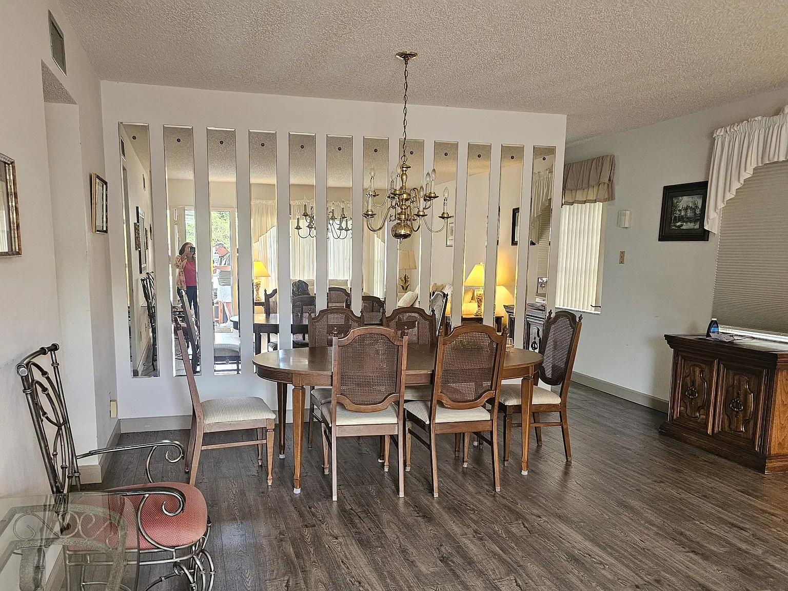 2 bed, 1345 sqft, $1,950 — Photo 2