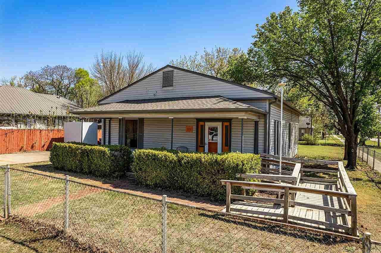 301 E 10th Ave, Stillwater, OK 74074 Zillow