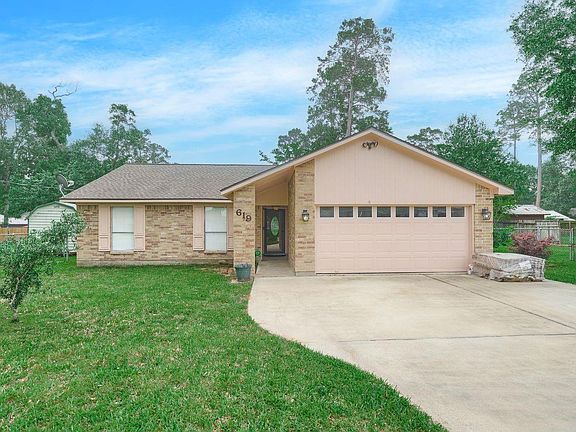 4th image of 619 Pinewood Dr