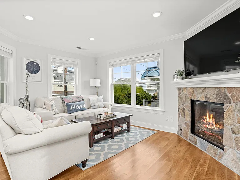 25 Penfield Pl — Photo 6