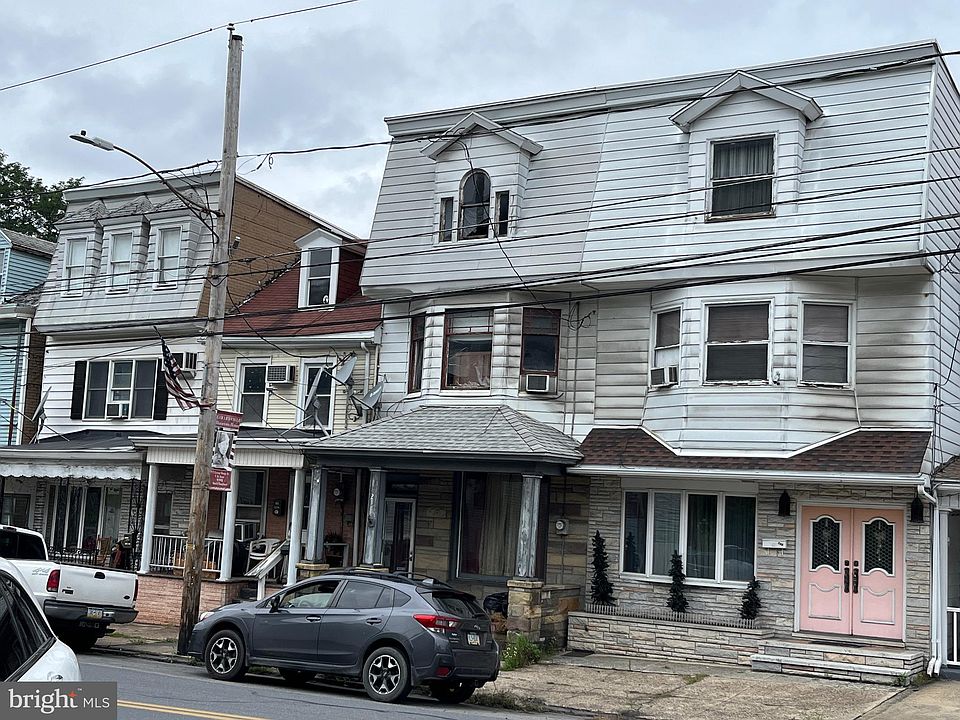 1st image of 250 W Main St