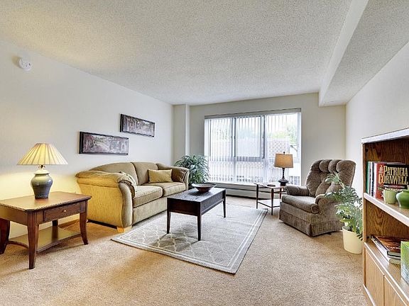 5th image of 6711 Lake Shore Dr #214