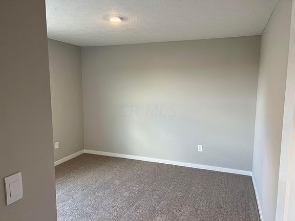 5th image of 533 Brayshaw Dr