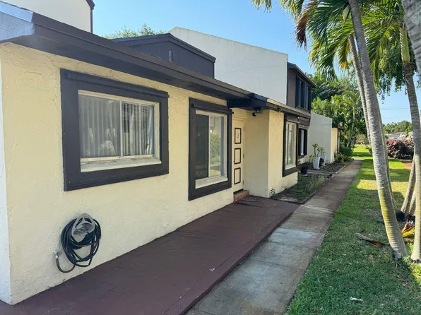 5288 BOSQUE Lane #53, West Palm Beach, FL 33415