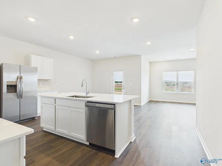 115 Betty Williams Dr — Photo 24