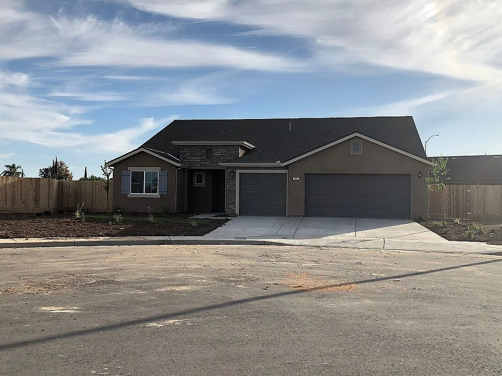 701 Nicole Ave photo 1