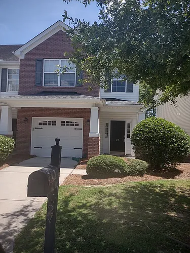 27 Braiden Manor Rd Photo 1