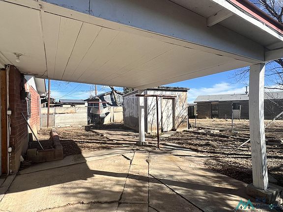 3rd image of 508 Lugar Del Paraiso St