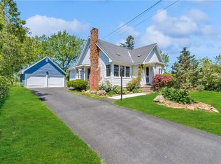 112 Mountain Rd, Grimsby, ON L3M4E7