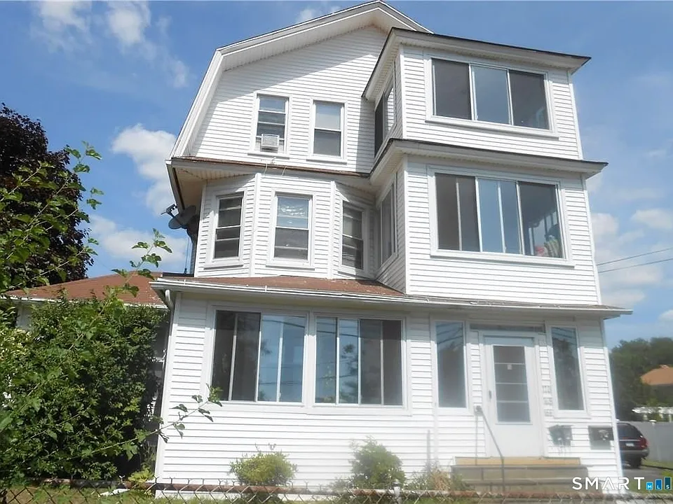 166 Booth St