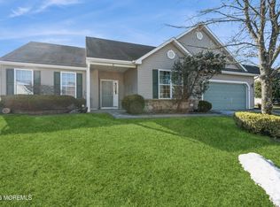 25 Battle Rd, Whiting, NJ 08759