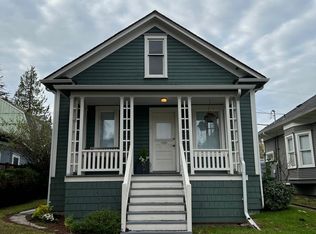 5511 Brooklyn Ave NE, Seattle, WA 98105