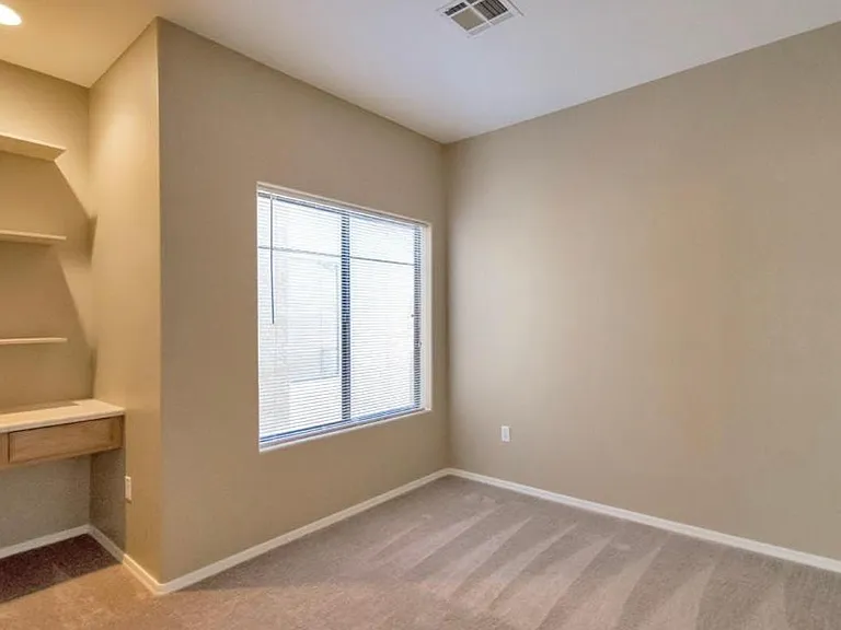 6770 N 47th Ave #2005 — Photo 16