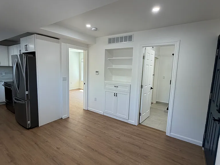 385 Irwin St #385A — Photo 4