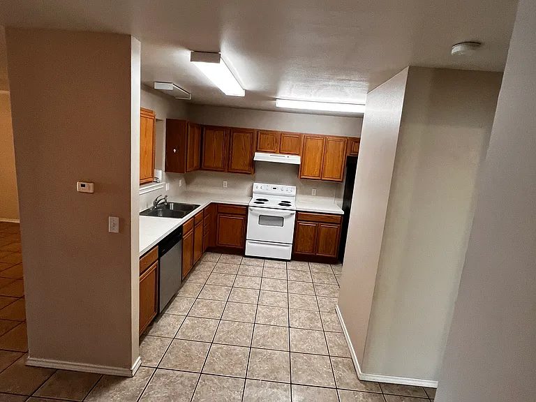 516 N Chicago Ave #B — Photo 9