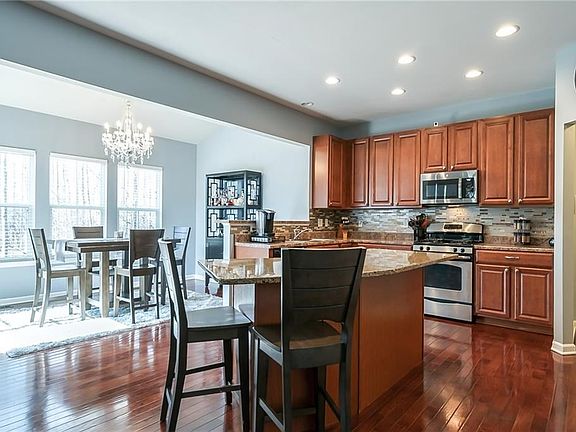 5th image of 124 Turkey Run Ln