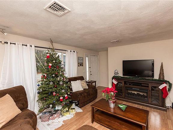4th image of 27 Park St