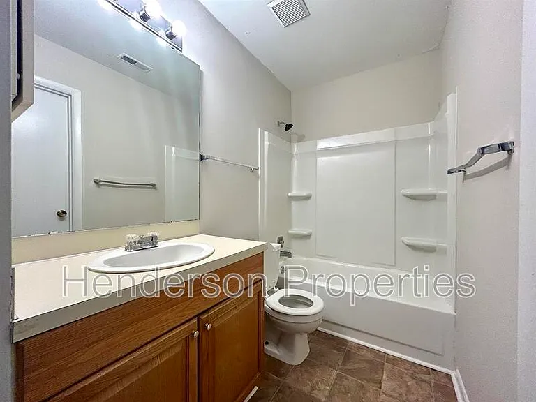 7314 Meadowland Dr — Photo 10