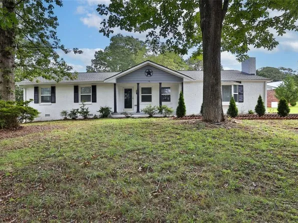 954 Texel Ln, Clarkston, GA 30021