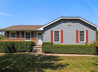 405 SW Keystone Dr, Blue Springs, MO 64014