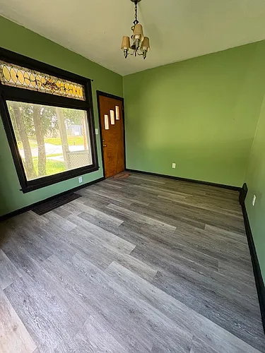 111 Glenwood Ave #1 Photo 1
