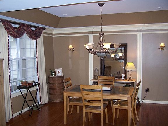 2nd image of 26336 Whispering Woods Cir