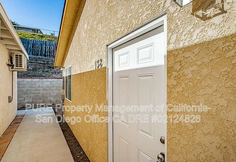 138 Demona Pl — Photo 16