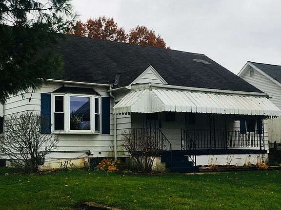 2nd image of 126 Clarenden St