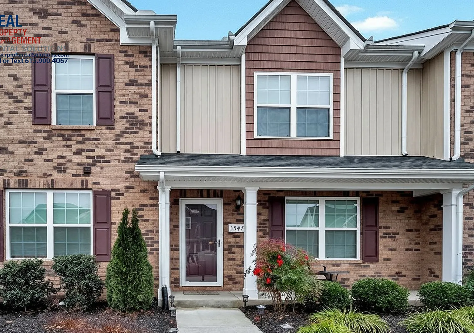 Lovely 2BR/2.5 BA Murfreesboro townhome in Evergreen Farms! Washer/dryer included! — Photo 1