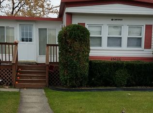 45626 Carousel Dr W, Macomb, MI 48044