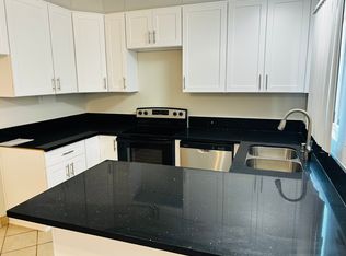449 Edgewood St APT 20, Inglewood, CA 90302