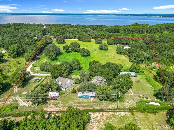 13691 S Highway 25, Weirsdale, FL 32195