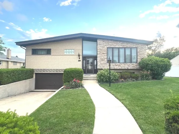5018 N Olympia Ave, Chicago, IL 60656