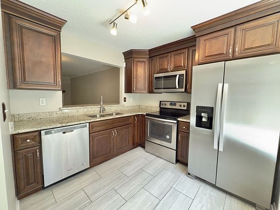 3rd image of 3494 Smokey Chamber Dr
