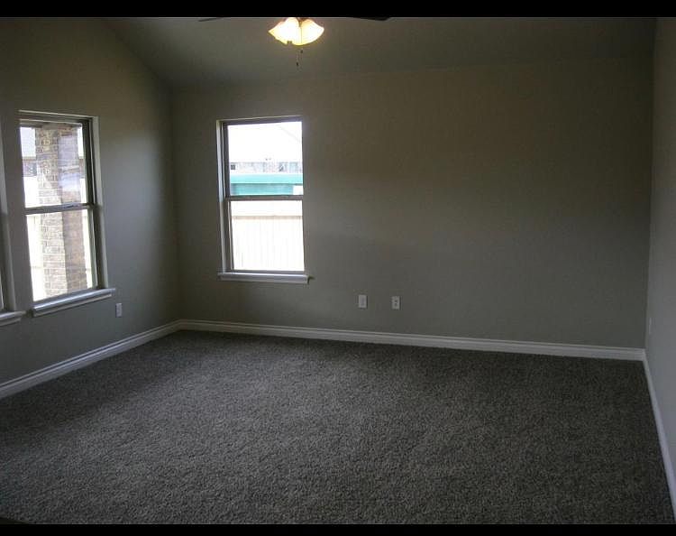 1st image of 2810 Trailwood Dr