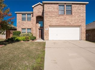 8145 Plateau Dr, Fort Worth, TX 76120