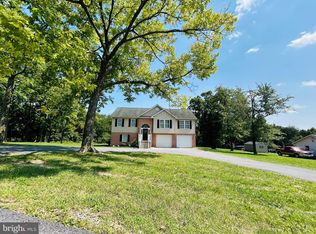 850 Loop Rd, Gerrardstown, WV 25420
