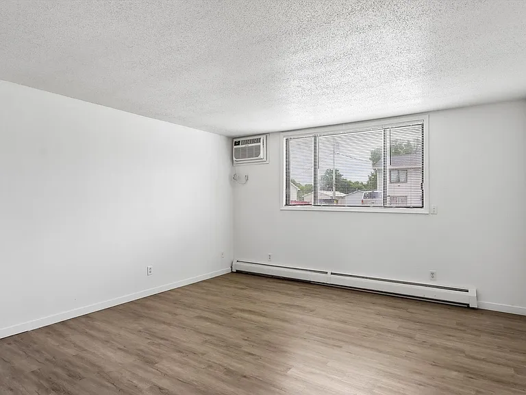 755 Brandon Avenue — Photo 7