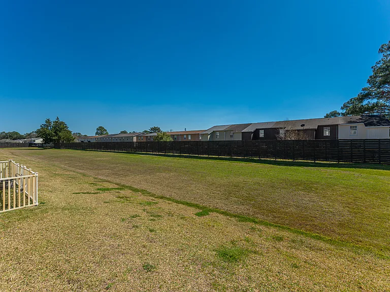 1802 Stable Ln #B2 — Photo 21